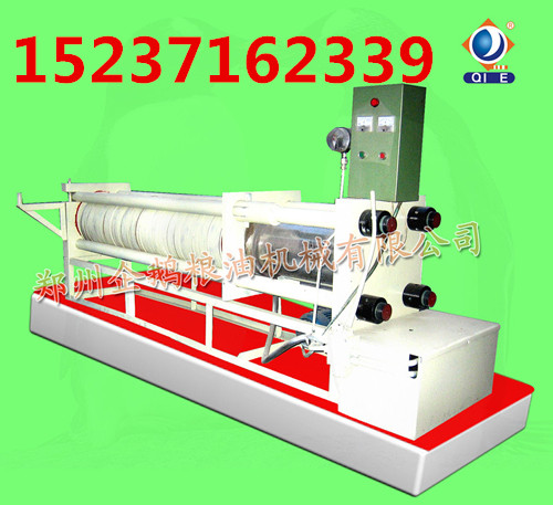 榨油機,液壓榨油機-鄭州企鵝糧油機械設備有限公司